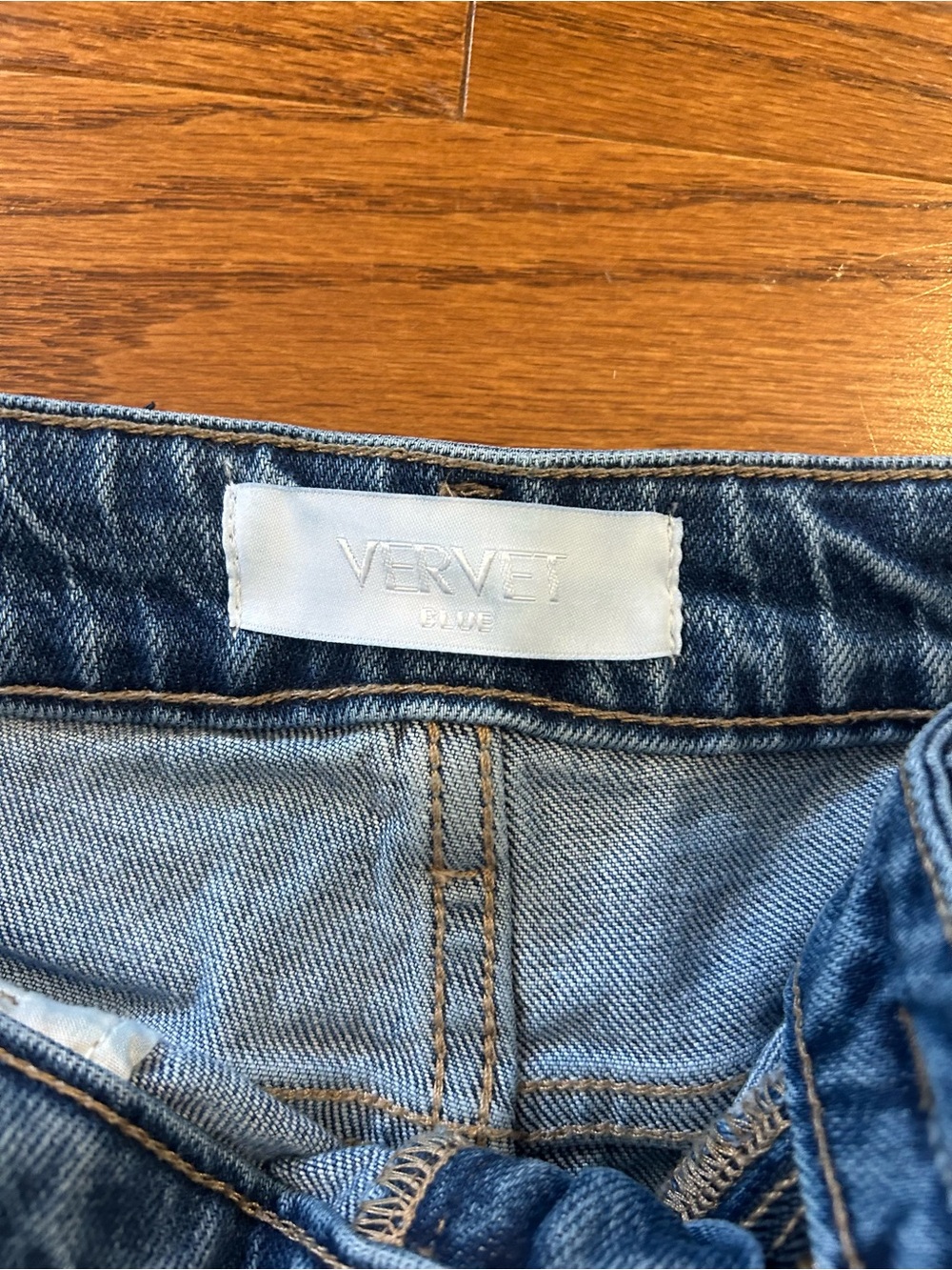 Vervet Barrel Kate Jeans - Medium Wash - Picture 8 of 13